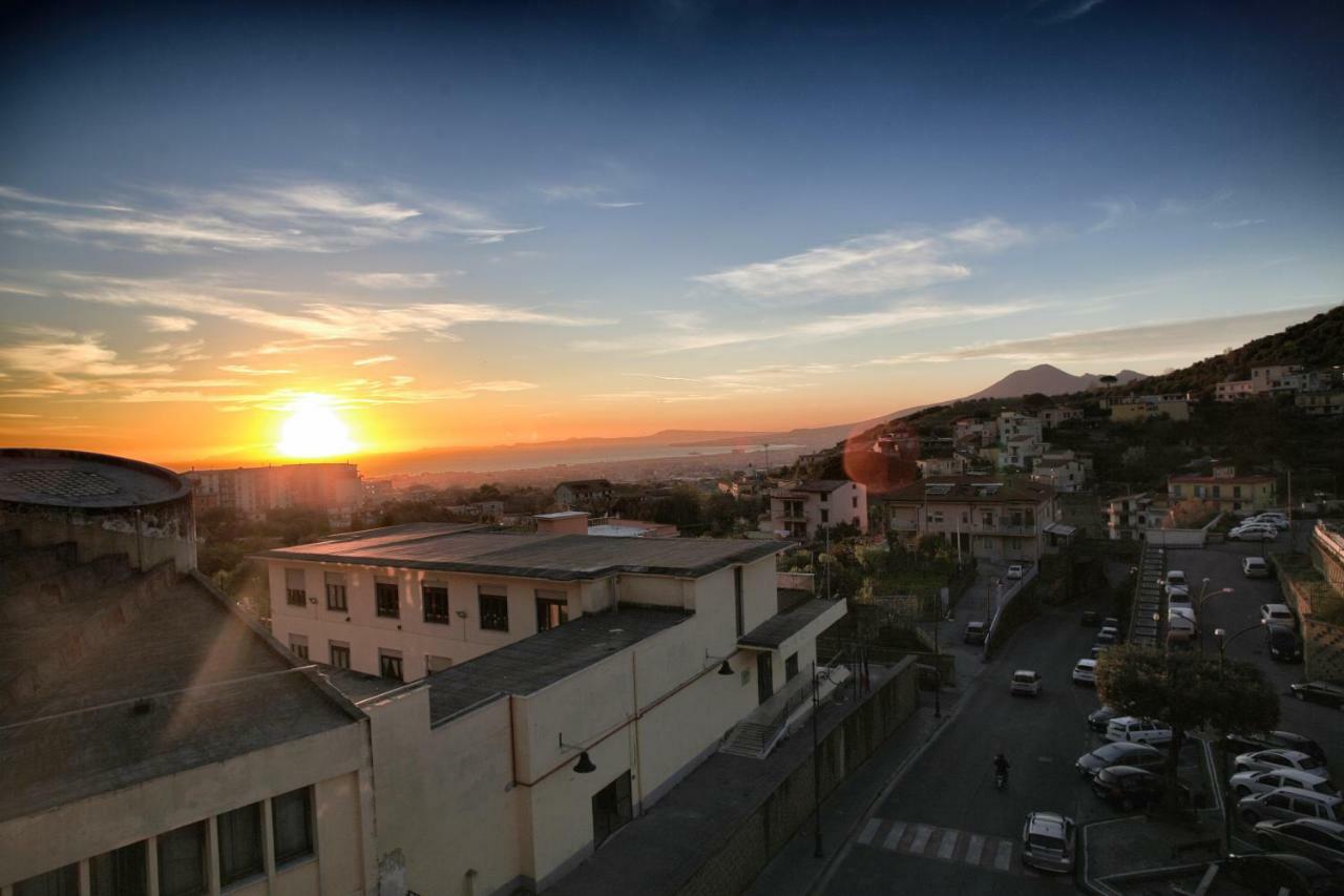 Luxury View Apartment Casola di Napoli Buitenkant foto