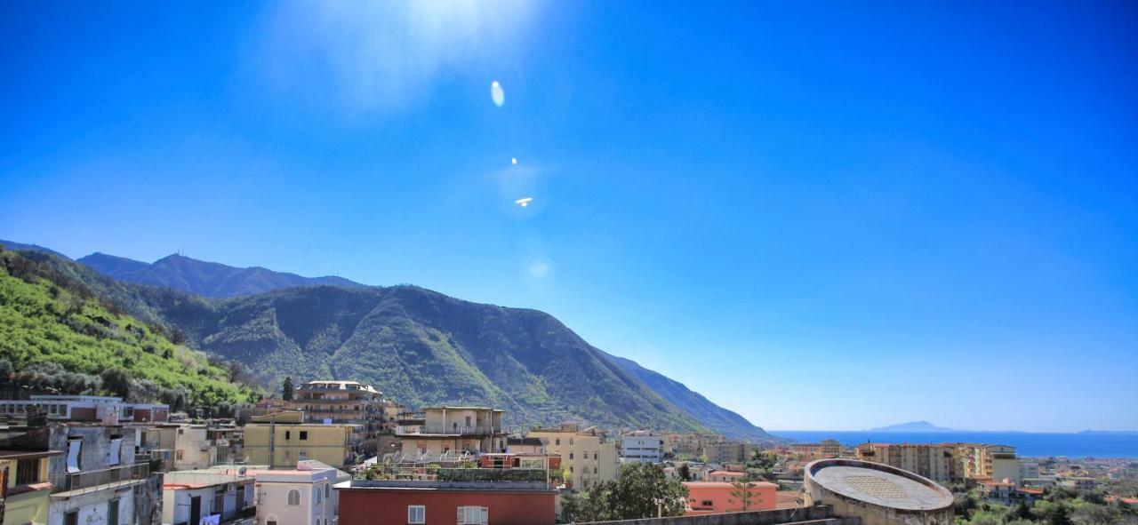 Luxury View Apartment Casola di Napoli Buitenkant foto