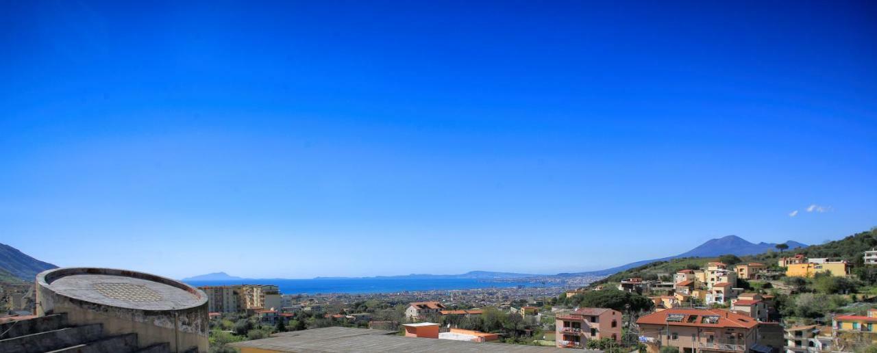 Luxury View Apartment Casola di Napoli Buitenkant foto